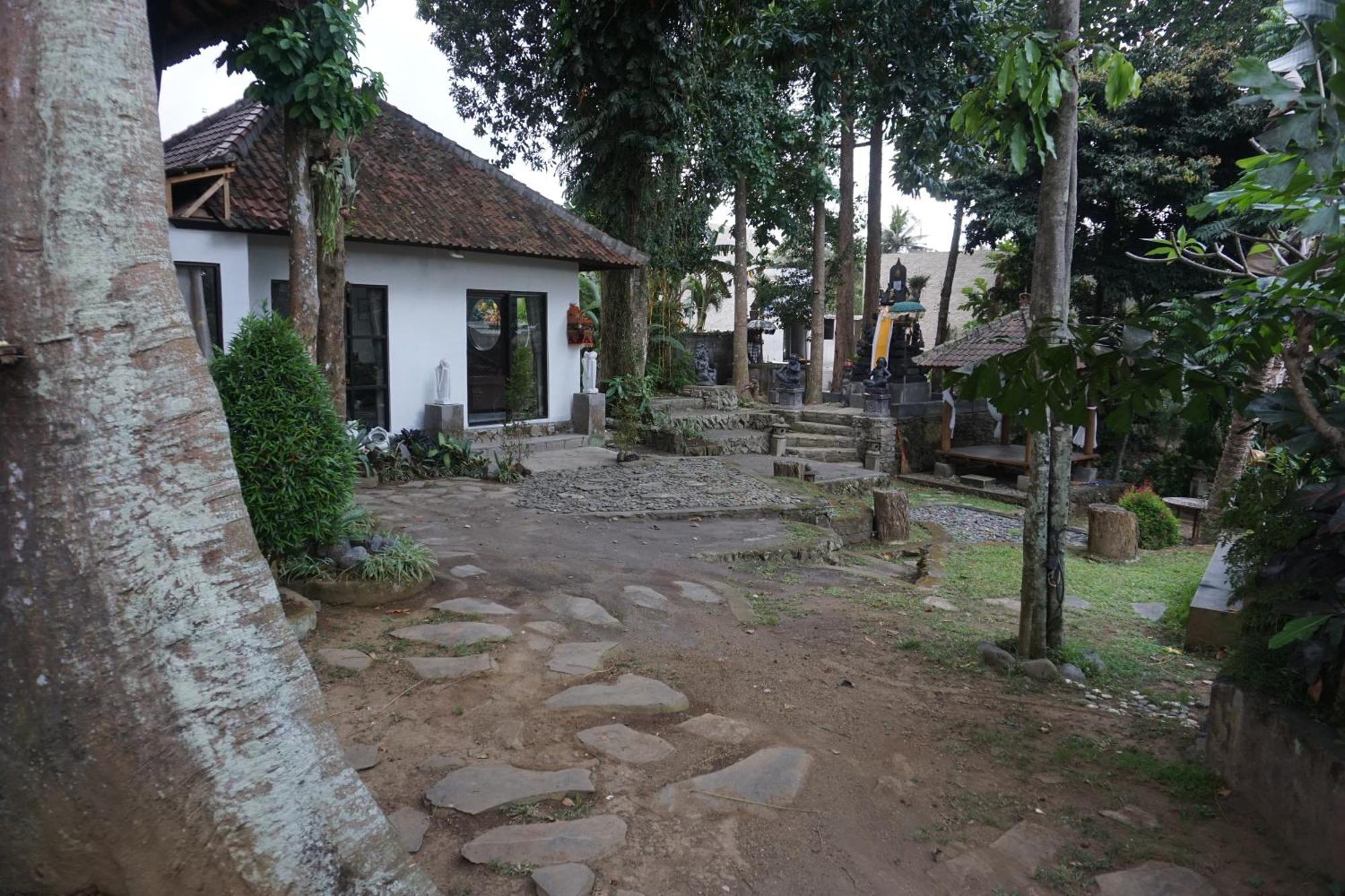 Отель Liyer Spirit House Убуд Экстерьер фото