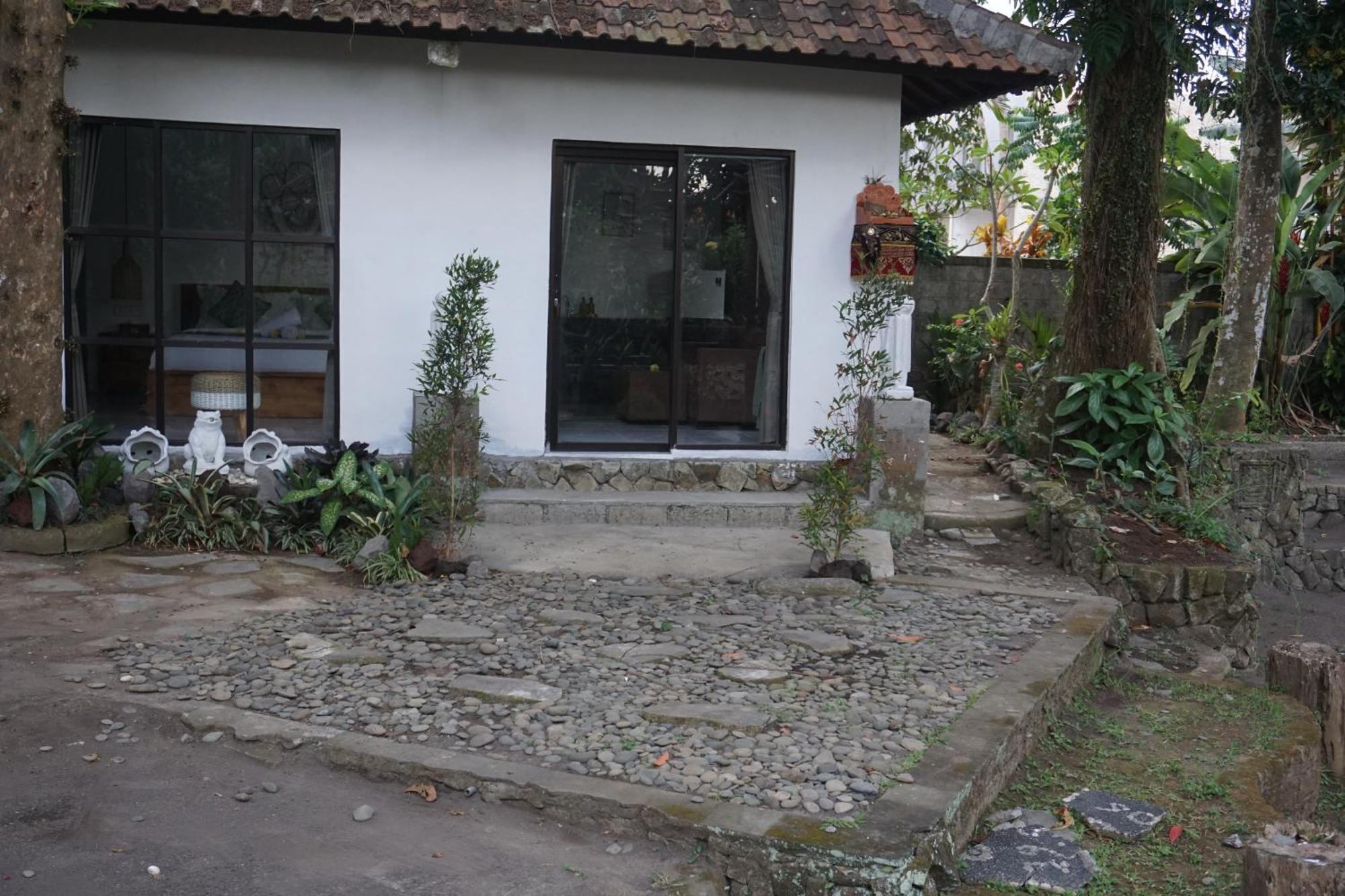 Отель Liyer Spirit House Убуд Экстерьер фото